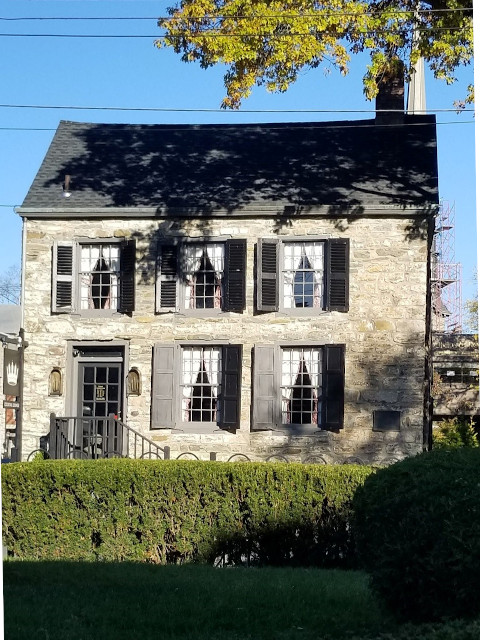 old stone house in Kingston, New York